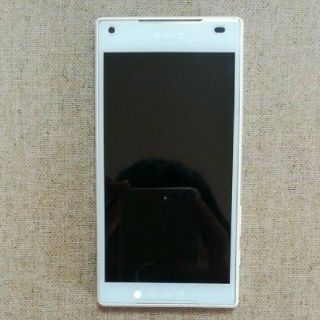 エクスペリア(Xperia)の【ややジャンク品】XPERIA z5 compact(スマートフォン本体)