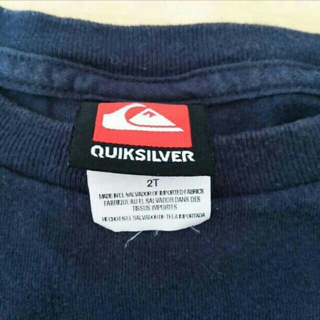 QUIKSILVER(クイックシルバー)のQUIKSILVER☆Tシャツ キッズ/ベビー/マタニティのキッズ服男の子用(90cm~)(Tシャツ/カットソー)の商品写真