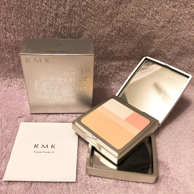 RMK(アールエムケー)の【送料込み☆】RMK プレストパウダー N 02 おしろい コスメ/美容のベースメイク/化粧品(フェイスパウダー)の商品写真