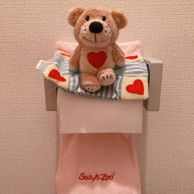 SNOOPY(スヌーピー)の【最終値下げ】スージー・ズー🧸 トイレットペーパーホルダー インテリア/住まい/日用品の収納家具(トイレ収納)の商品写真