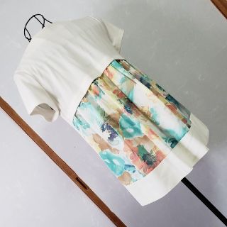 トッコ(tocco)のトッコクローゼット　トップス　カットソー(カットソー(半袖/袖なし))