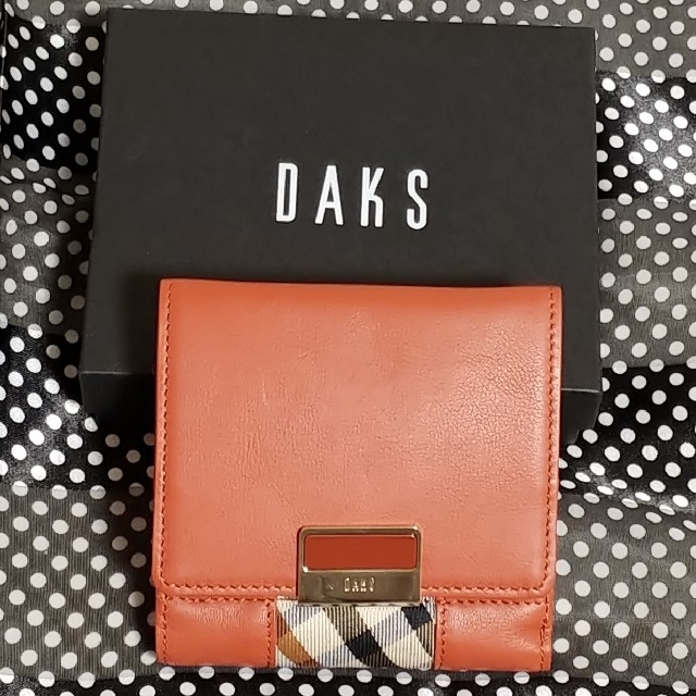 DAKS(ダックス)のDAKS　財布　二つ折り レディースのファッション小物(財布)の商品写真