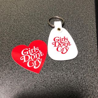 ジーディーシー(GDC)のGirls don't Cry Cafe ×Amazon 限定キーホルダー(キーホルダー)