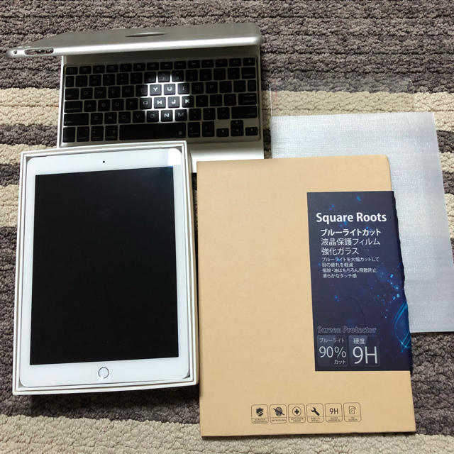 iPad(アイパッド)のiPad Air2 32G セルラーモデル おまけ付き スマホ/家電/カメラのPC/タブレット(タブレット)の商品写真