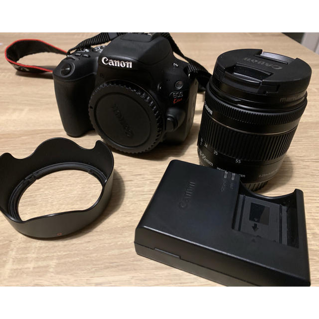 Canon(キヤノン)のEOS Kiss X9 Canon Canon Kissリーズ 標準レンズキット スマホ/家電/カメラのカメラ(デジタル一眼)の商品写真