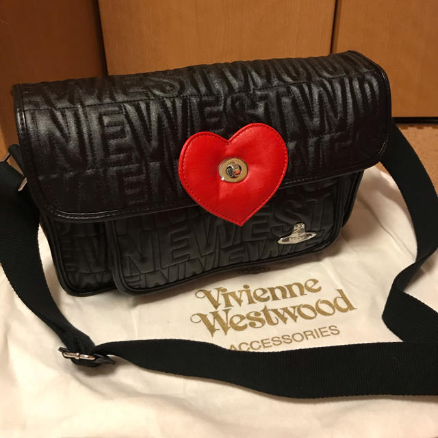 Vivienne Westwood(ヴィヴィアンウエストウッド)の新品 Vivienne Westwood ショルダーバッグ レディースのバッグ(ショルダーバッグ)の商品写真