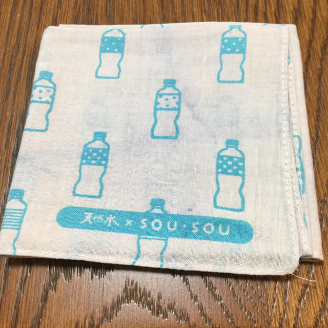 SOU・SOU(ソウソウ)のハンカチ  天然水×SOU・SOU レディースのファッション小物(ハンカチ)の商品写真