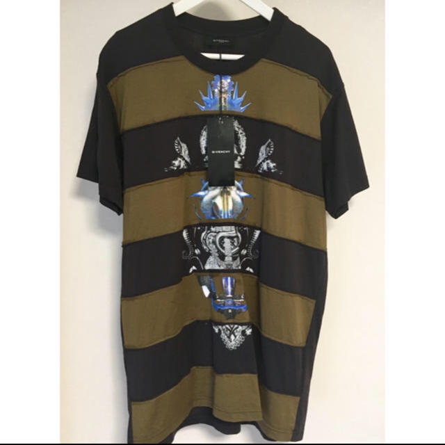 GIVENCHY(ジバンシィ)のジバンシイ GIVENCHY シャツ 専用 メンズのトップス(Tシャツ/カットソー(半袖/袖なし))の商品写真