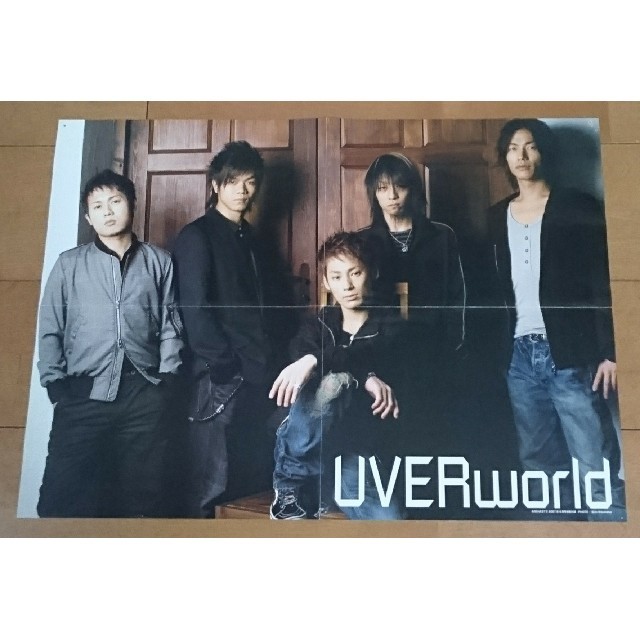 UVERworldポスター2枚 エンタメ/ホビーのタレントグッズ(ミュージシャン)の商品写真