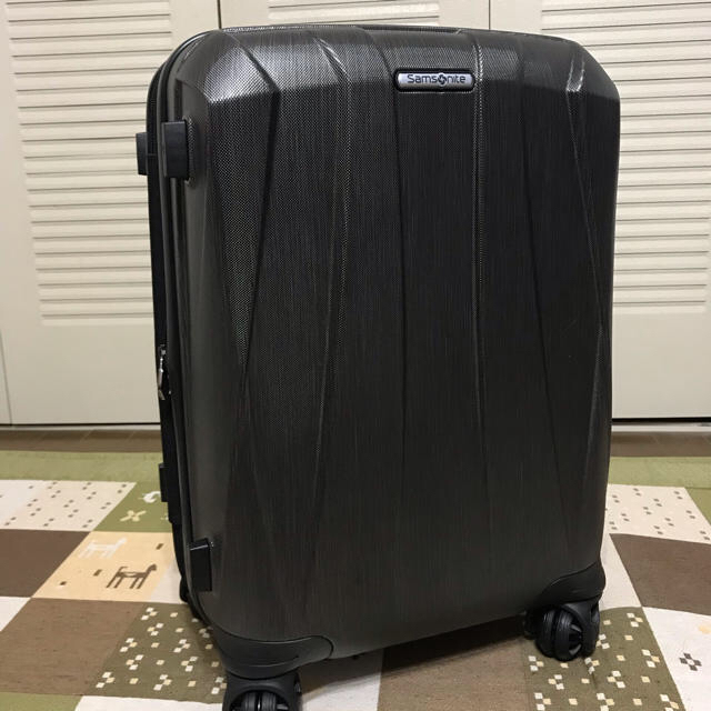 Samsonite(サムソナイト)のSamsonite サムソナイト キャリーバッグ 機内持ち込みサイズ 新品 黒色 レディースのバッグ(スーツケース/キャリーバッグ)の商品写真