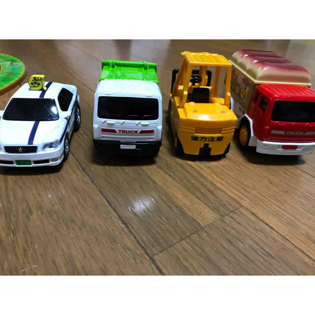 BANDAI(バンダイ)の最終値下げ✨線路 セット   トッキュウジャー クレーン車 トラック キッズ/ベビー/マタニティのおもちゃ(電車のおもちゃ/車)の商品写真