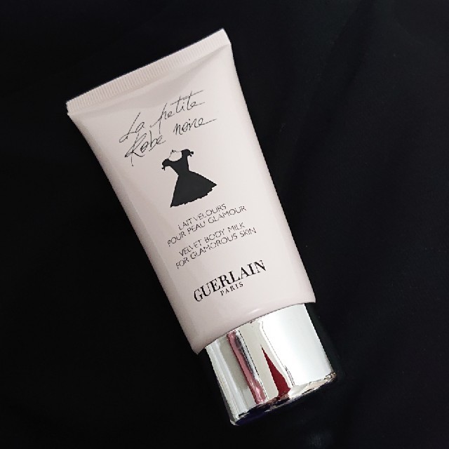 GUERLAIN(ゲラン)の

ROSE様専用♥️ゲラン♥️ボディローション♥️75m♥️ コスメ/美容のボディケア(ボディローション/ミルク)の商品写真