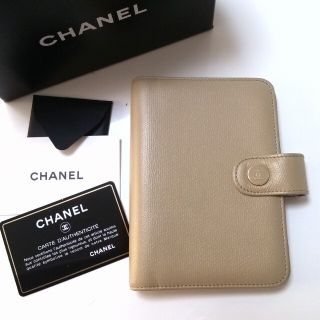 シャネル(CHANEL)のシャネル 手帳カバー☆美品☆送料込み(モバイルケース/カバー)