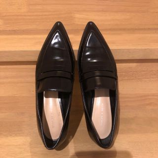 チャールズアンドキース(Charles and Keith)のくぅ様専用  ☆美品☆CHARLES AND KEITH ローファー(ローファー/革靴)