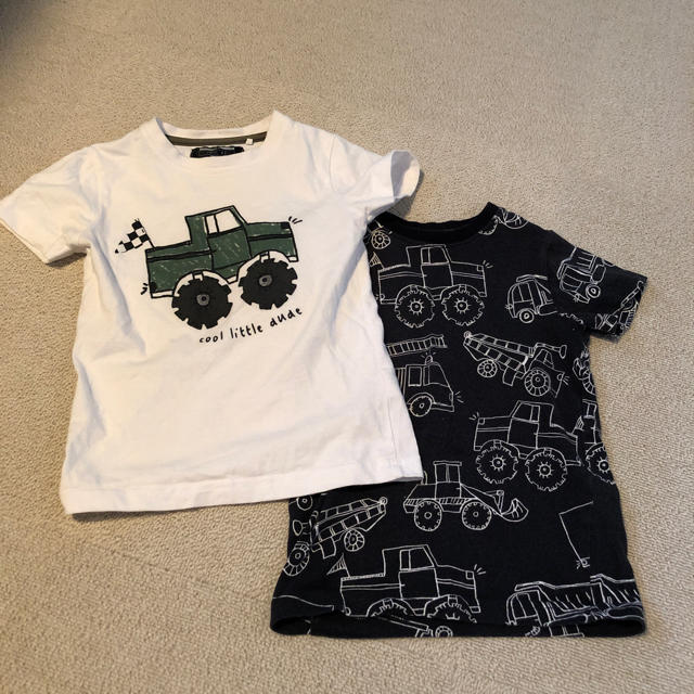 NEXT(ネクスト)のnext 車Tシャツ 95㎝ キッズ/ベビー/マタニティのキッズ服男の子用(90cm~)(Tシャツ/カットソー)の商品写真