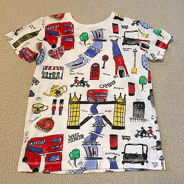 NEXT(ネクスト)のnext ロンドンバスTシャツ 95㎝ キッズ/ベビー/マタニティのキッズ服男の子用(90cm~)(Tシャツ/カットソー)の商品写真