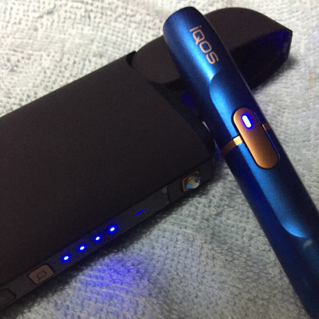 iQOS2.4plus チャージャー ホルダーセット