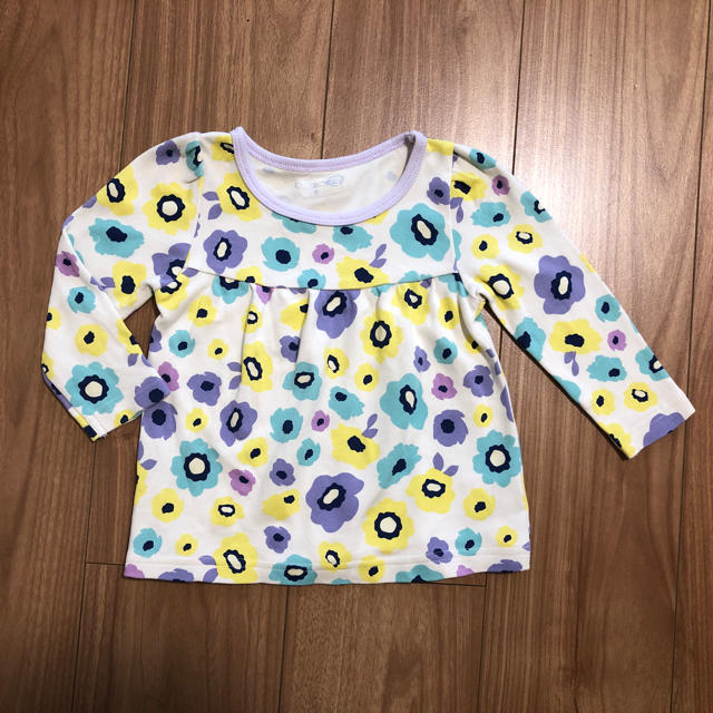 長袖シャツ キッズ/ベビー/マタニティのキッズ服女の子用(90cm~)(Tシャツ/カットソー)の商品写真