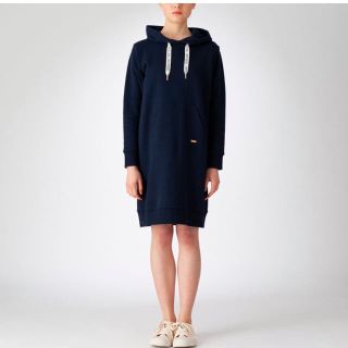 バーバリーブルーレーベル(BURBERRY BLUE LABEL)のブルーレーベル  クレストブリッジ ワンピース パーカー 2019 春 新作(ひざ丈ワンピース)