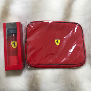 フェラーリ(Ferrari)の新品 非売品 Ferrari パソコンケース,ウォーターボトル 2点セット(その他)