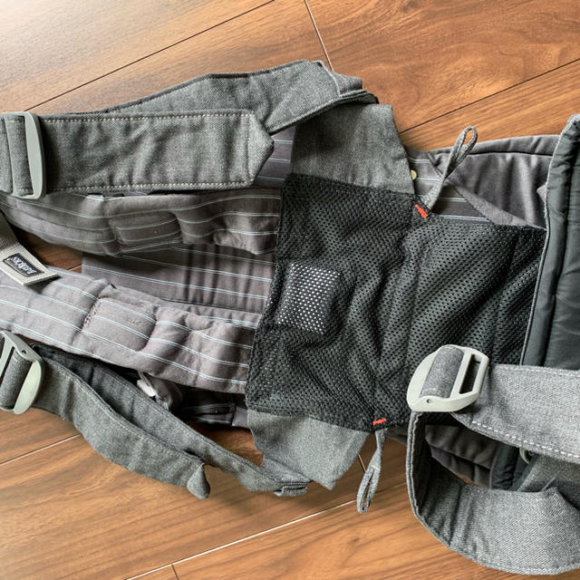 BABYBJORN抱っこ紐（新品） 3