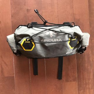 APIDURA ハンドルバーパック コンパクト 9L(バッグ)