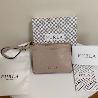 フルラ(Furla)の最終値下げ！新品未使用 FURLA フルラ パスケース  ダリアベージュ(パスケース/IDカードホルダー)