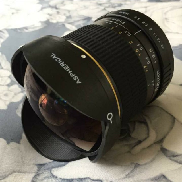 canon EOS 対応 （サードパーティレンズ）
APSC専用の超広角レンズカメラ