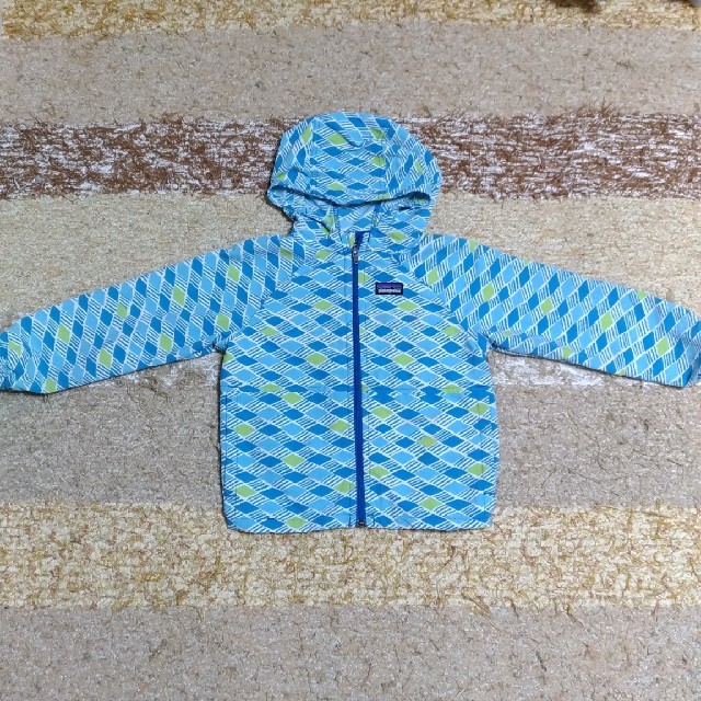 patagonia(パタゴニア)のパタゴニア☆3Tジャケット キッズ/ベビー/マタニティのキッズ服男の子用(90cm~)(ジャケット/上着)の商品写真