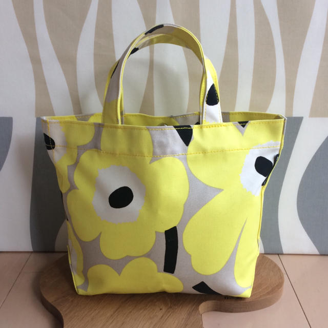 marimekko マリメッコ UNIKKO ウニッコ トートバッグ イエロー 驚きの