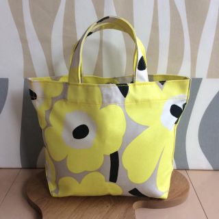 マリメッコ(marimekko)のmarimekko マリメッコ UNIKKO ウニッコ トートバッグ イエロー(トートバッグ)