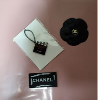 シャネル(CHANEL)のCHANELチャーム　オマケ付き　値下げしました。(ノベルティグッズ)