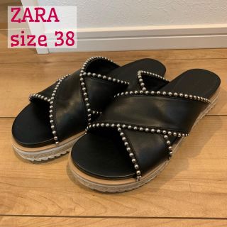 ザラ(ZARA)のZARAスタッズサンダル(サンダル)