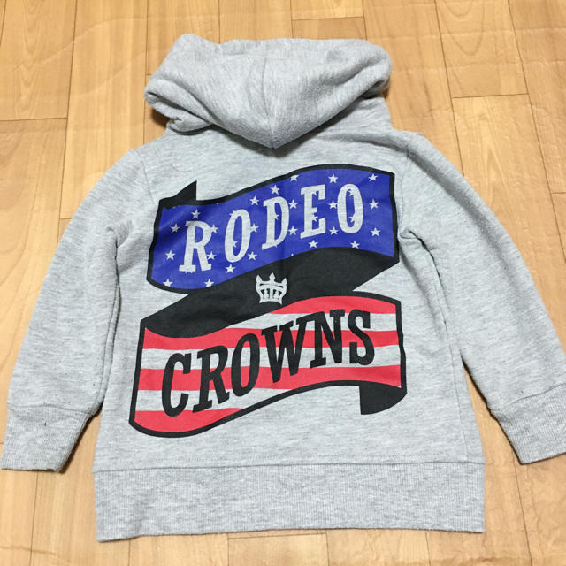 RODEO CROWNS WIDE BOWL(ロデオクラウンズワイドボウル)のロデオクラウンズ パーカー キッズ/ベビー/マタニティのキッズ服男の子用(90cm~)(その他)の商品写真