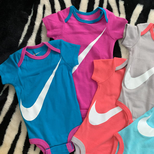 NIKE(ナイキ)のナイキ NIKE ベビーロンパース ジョーダン キッズ/ベビー/マタニティのベビー服(~85cm)(ロンパース)の商品写真