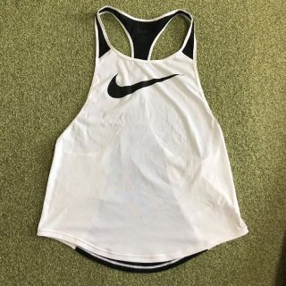 ナイキ(NIKE)のNIKE タンクトップ(タンクトップ)