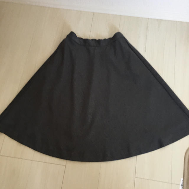 INED(イネド)のイネド フレアスカート レディースのスカート(ひざ丈スカート)の商品写真