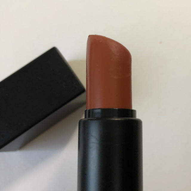 NARS オーディシャスリップスティック 2829 LINDA