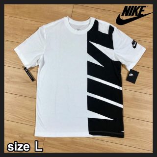 ナイキ(NIKE)のNIKE   新品☆タグ付き   メンズ  ビックロゴ Tシャツ  Ｌサイズ(Tシャツ/カットソー(半袖/袖なし))