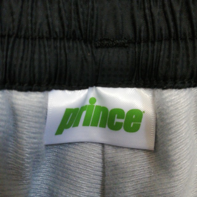 Prince(プリンス)のかえる様専用【値下げ】prince　冬物ショートパンツ スポーツ/アウトドアのテニス(ウェア)の商品写真