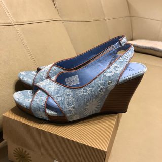 アグ(UGG)のUGG デニムサンダル(サンダル)