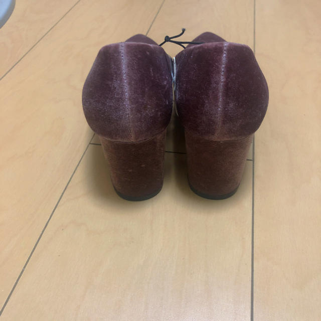 GU(ジーユー)の新品 チャンキーヒール♡ レディースの靴/シューズ(ハイヒール/パンプス)の商品写真