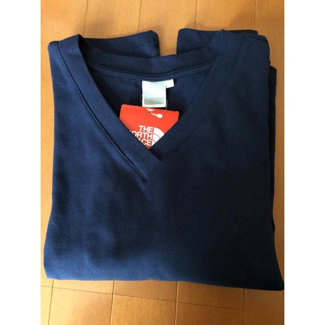 THE NORTH FACE(ザノースフェイス)の新品 ザノースフェイス レディースロンT レディースのトップス(Tシャツ(長袖/七分))の商品写真