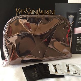 イヴサンローランボーテ(Yves Saint Laurent Beaute)のイヴサンローラン  ポーチ&サンプル4点★新品未使用(ポーチ)