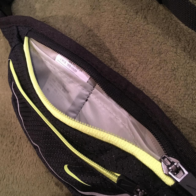 NIKE(ナイキ)のナイキNIKE ウエストポーチ メンズのバッグ(ウエストポーチ)の商品写真