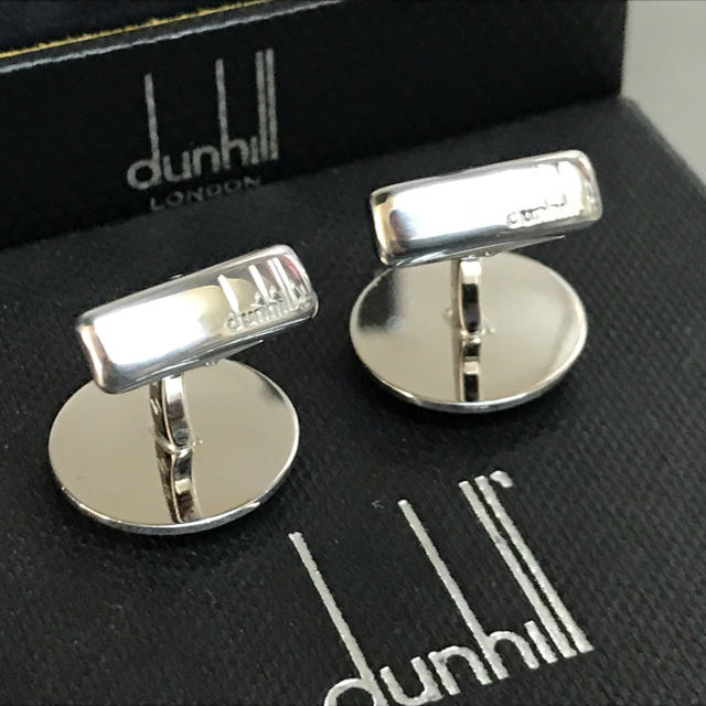 Dunhill(ダンヒル)のダンヒル マザーオブパール オーバルロゴ カフス カフリンクス メンズのファッション小物(カフリンクス)の商品写真