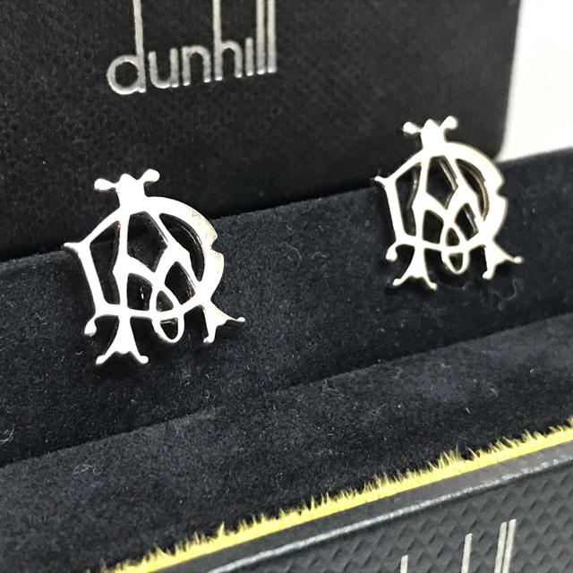 Dunhill(ダンヒル)のdunhill ADゴシック ロゴ カフス カフリンクス ダンヒル メンズのファッション小物(カフリンクス)の商品写真