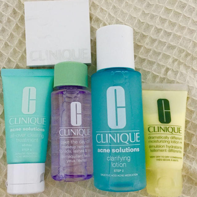 CLINIQUE(クリニーク)のCLINIQUE セット コスメ/美容のキット/セット(サンプル/トライアルキット)の商品写真