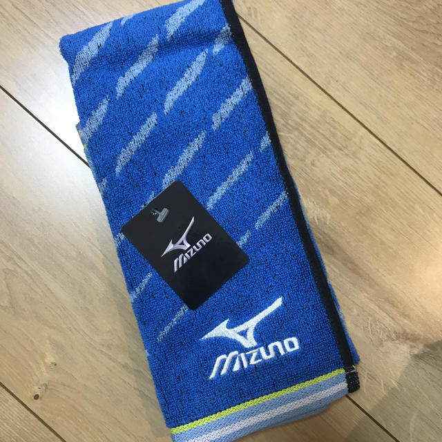 MIZUNO(ミズノ)のミズノ フェイスタオル スポーツ/アウトドアのテニス(その他)の商品写真