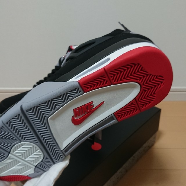 NIKE(ナイキ)のエアジョーダン4 Bred メンズの靴/シューズ(スニーカー)の商品写真